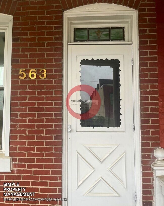 Foto del edificio - 563 Chestnut St