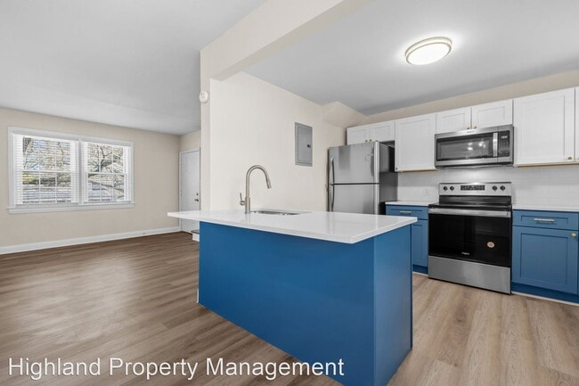Building Photo - 1 br, 1 bath House - 910 Clarendon St - Un...