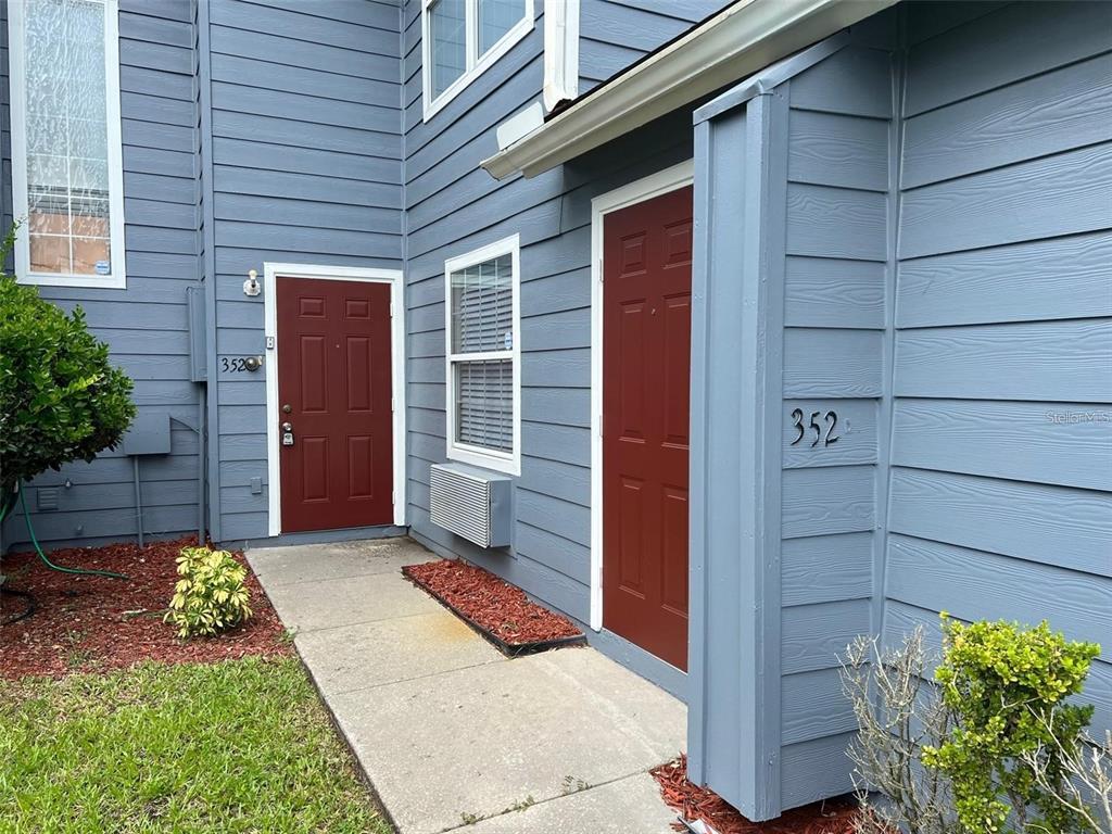 Primary Photo - 352 Caribbean Dr