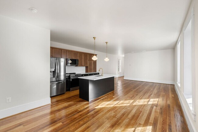 Foto del edificio - 901 Caroline St