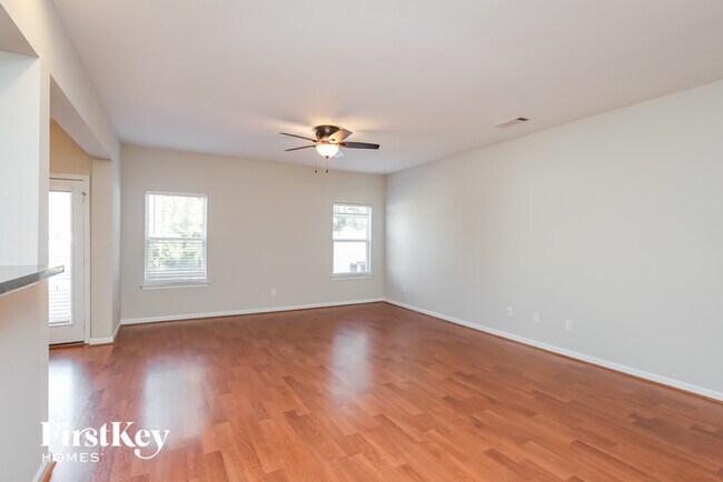 Foto del edificio - 11 Highland Pointe Cir E