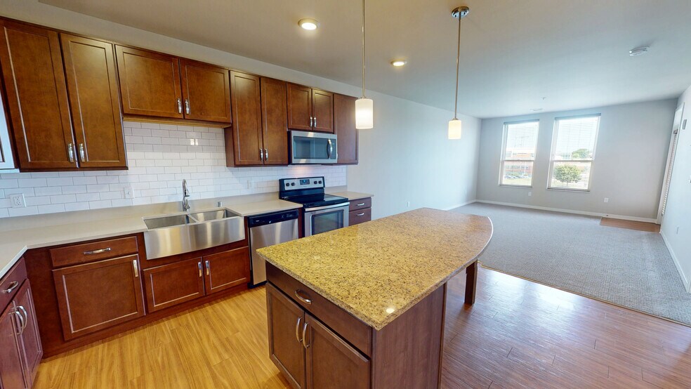 Deco Luxury Apartments