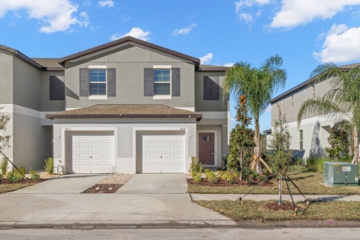 Foto principal - Brand New Tomehome for RENT in Willow Square