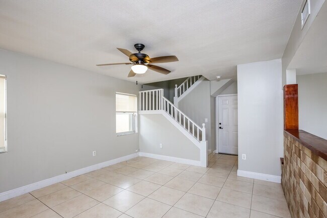 Building Photo - 4771 SW 154th Ave