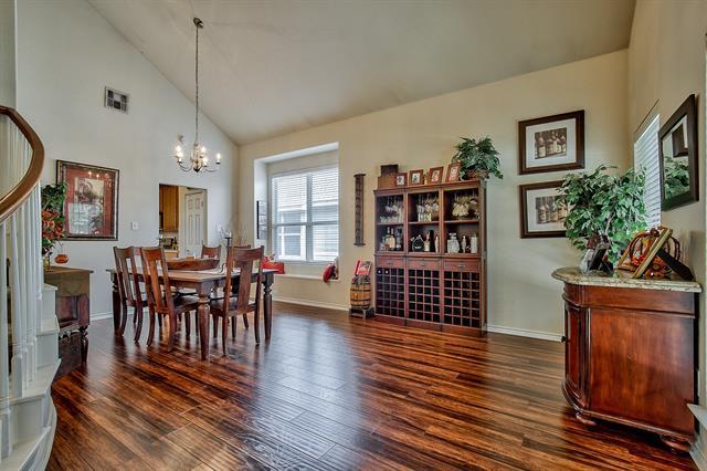 Foto del edificio - 1607 Balboa Ln