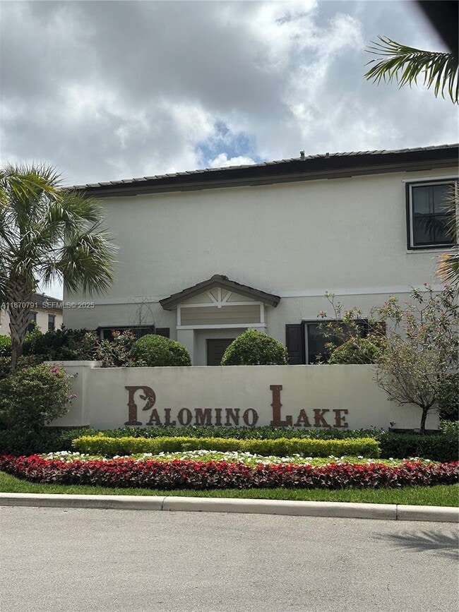 Building Photo - 4706 Santa Cruz Way