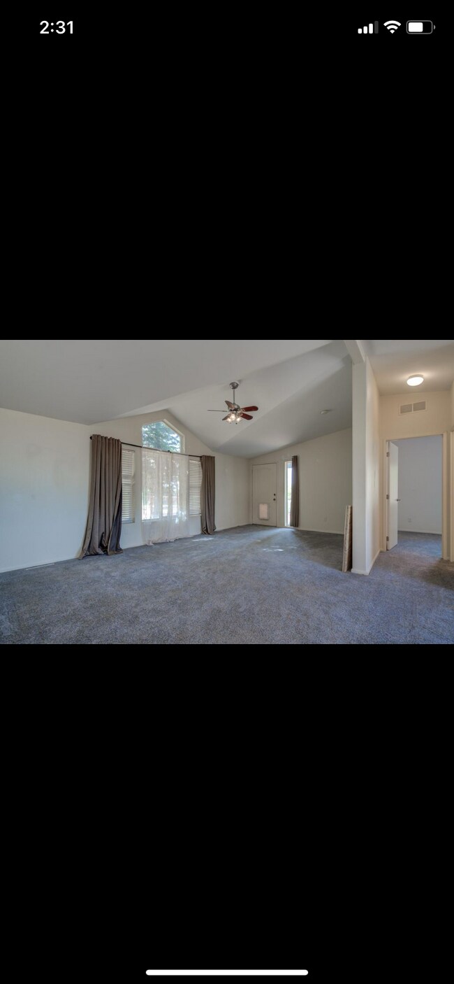 Building Photo - 21560 S Powerhouse Rd