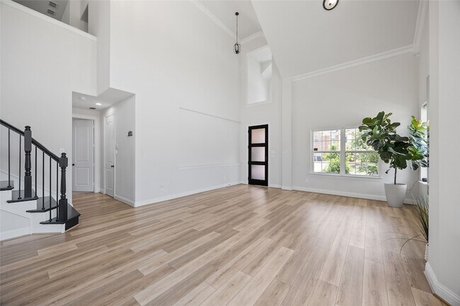 Foto del edificio - 101 Lavender Ln