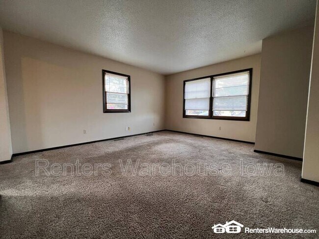 Building Photo - 3320 Valdez Ct