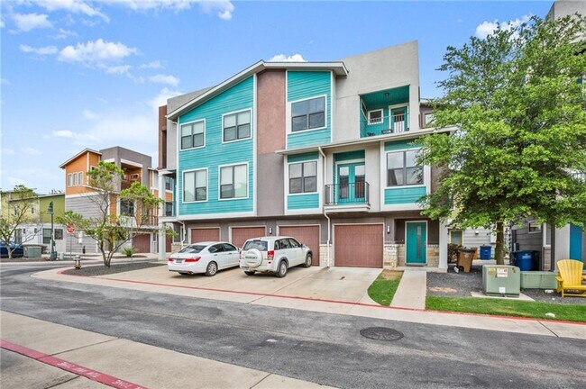 Building Photo - 1504 Lorraine Loop