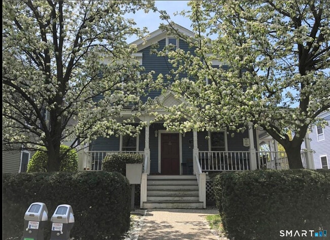 Building Photo - 10 Haviland St