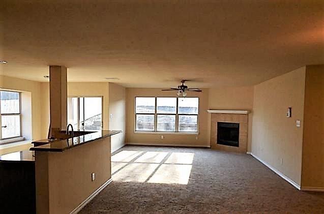 Building Photo - 4312 Raven Dr W