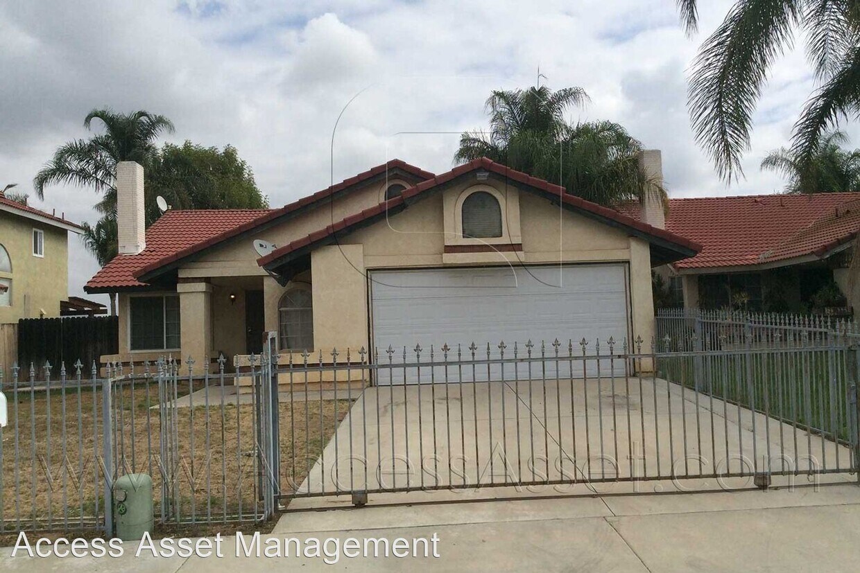 Foto principal - 3 br, 2 bath House - 7182 Bradford St.