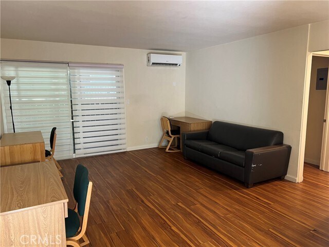 Foto del edificio - 265 N Oakland Ave