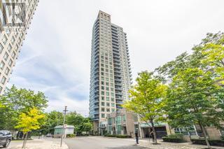 Photo du bâtiment - 90 Absolute Ave