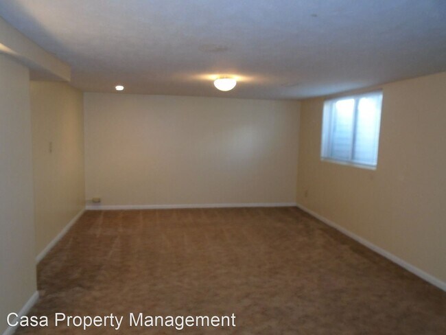 Building Photo - 7 br, 3 bath House - 1959 Euclid street