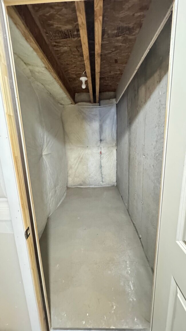 Foto del edificio - 404 Grassland Dr