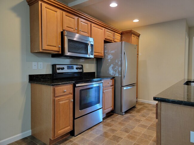 Building Photo - 709 Palmer Cir