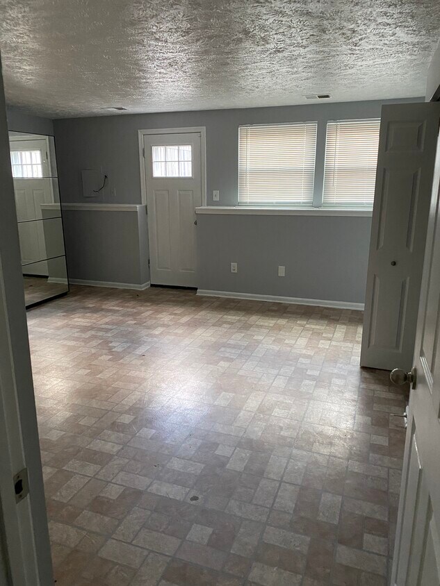 7451 Lone Star Rd, Lorton, VA 22079 Townhouse for Rent in Lorton, VA