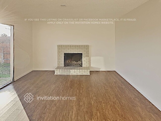 Foto del edificio - 7483 Mandy Dr