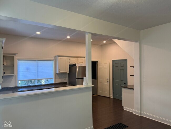 Foto del edificio - 1156 Hoyt Ave