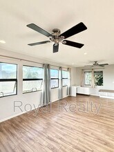 Building Photo - 95-349-349 Kuahelani Ave