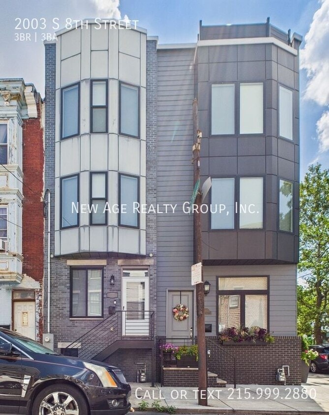 Primary Photo - 2003 S 8th St