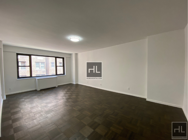 Building Photo - EAST 56 STREET