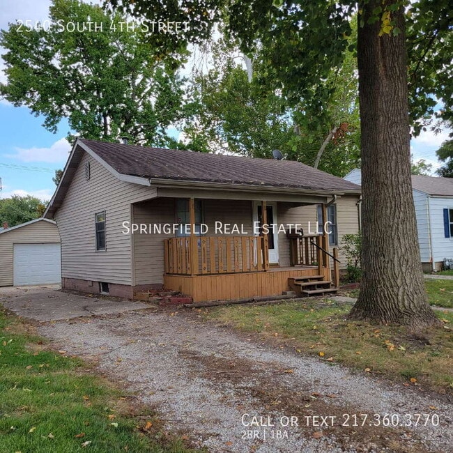 Building Photo - 2540 S 4th St