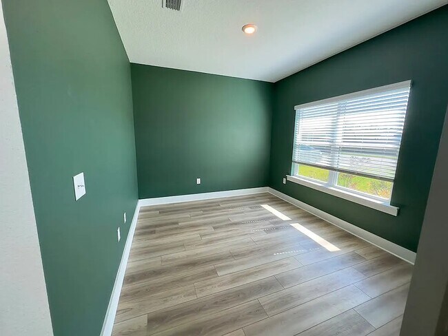 Foto del edificio - 3679 Applewood Dr