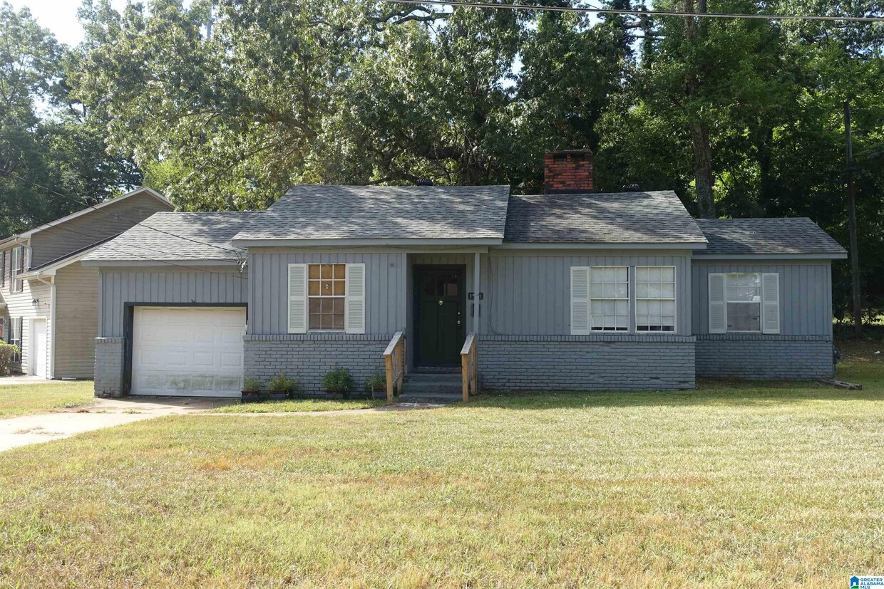 Primary Photo - 1501 Carol Cir