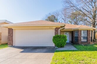Building Photo - 7512 Down Hill Dr