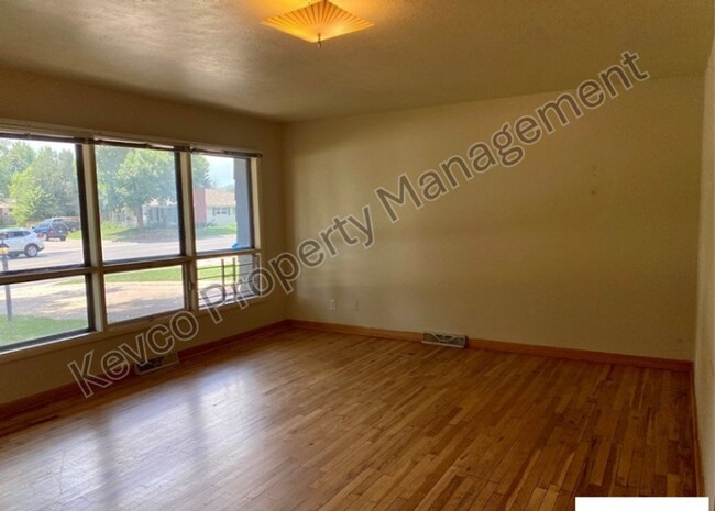 Building Photo - Awesome Four Bedroom Home by CSU Campus!