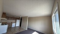 Photo principale - 4917-4961 61 Ave