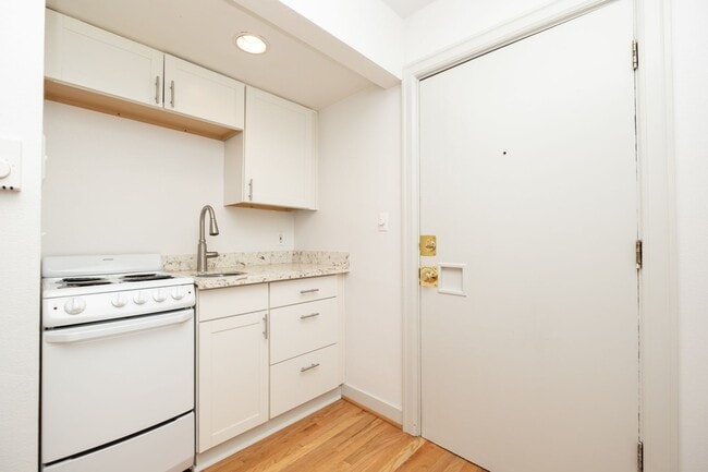 Interior Photo - Beverly Alder Apartments
