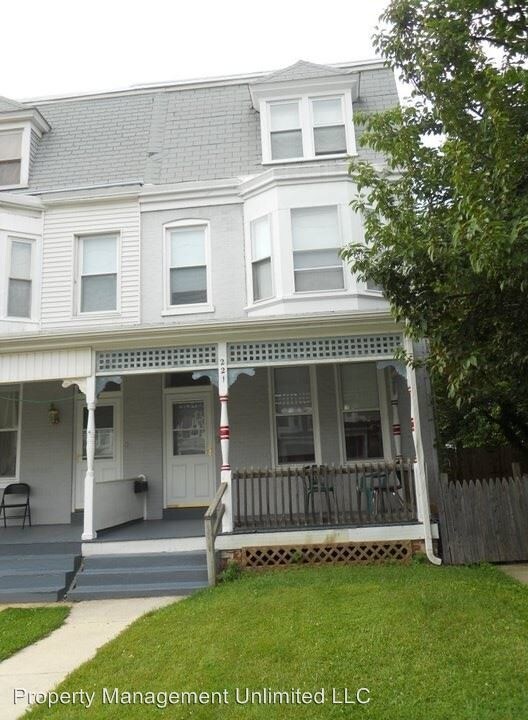 Primary Photo - 221 W Jackson St