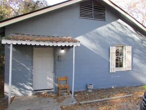 Building Photo - 28 Burgess Ct