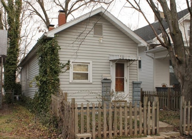 Primary Photo - 911 N Governor St