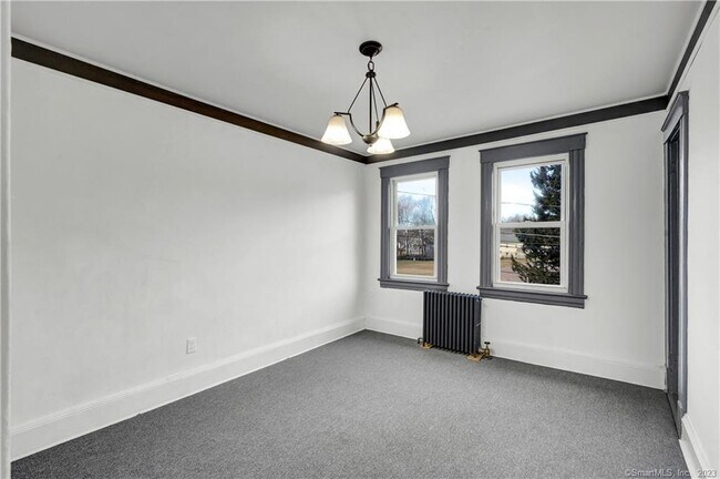 Building Photo - 178 Spruce St