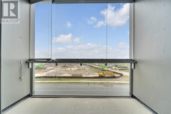 Building Photo - 200 Lagerfeld Dr