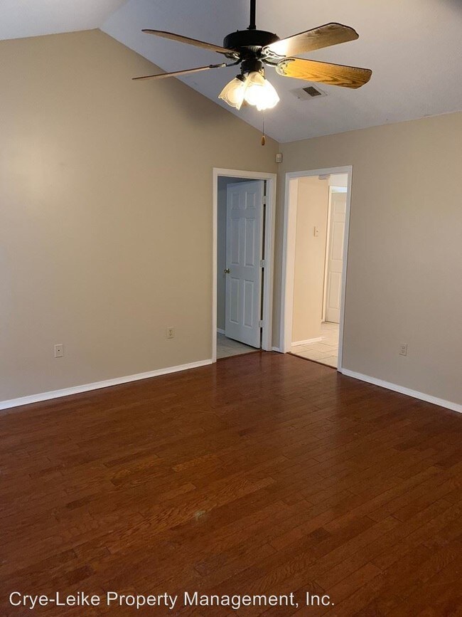 Building Photo - 3 br, 2 bath House - 10170 Oak Leaf Dr