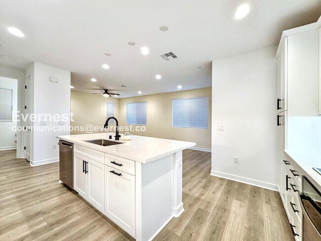 Foto del edificio - 29564 Monarch Rd