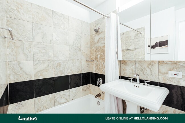 Foto del edificio - 1055 N Anchor Way