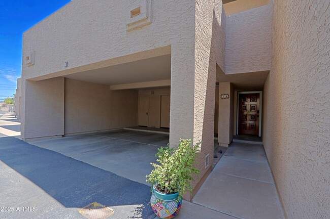 Building Photo - 3030 Hayden Rd
