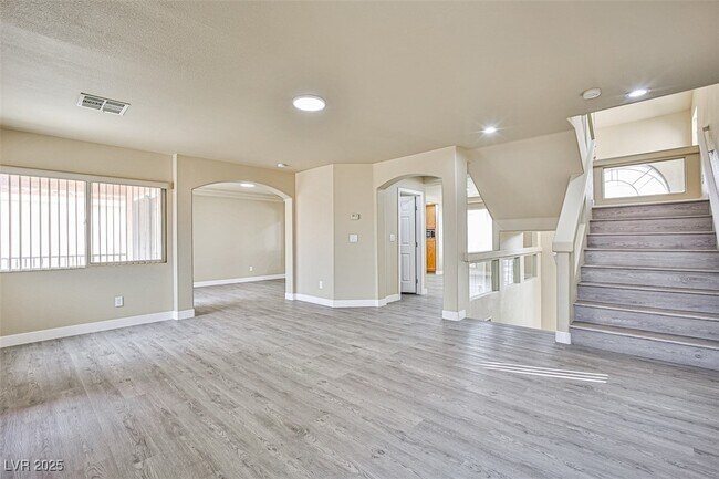 Foto del edificio - 4584 Mission Meadow Cir