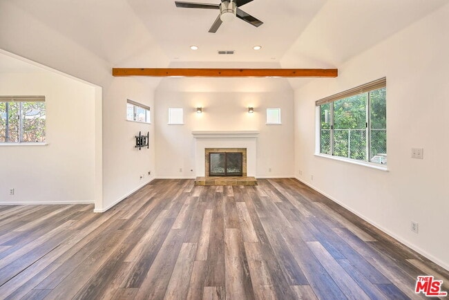 Foto del edificio - 655 Brooks Ave