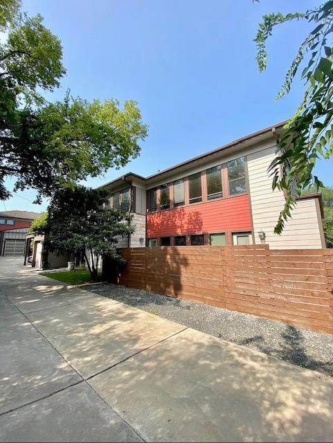 Foto del edificio - 903 Cardinal Ln