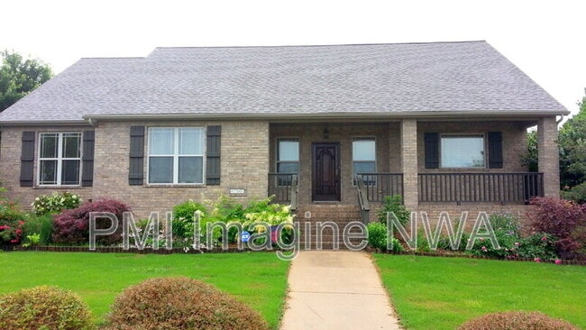 Photo - 4747 Mayflower Ct House