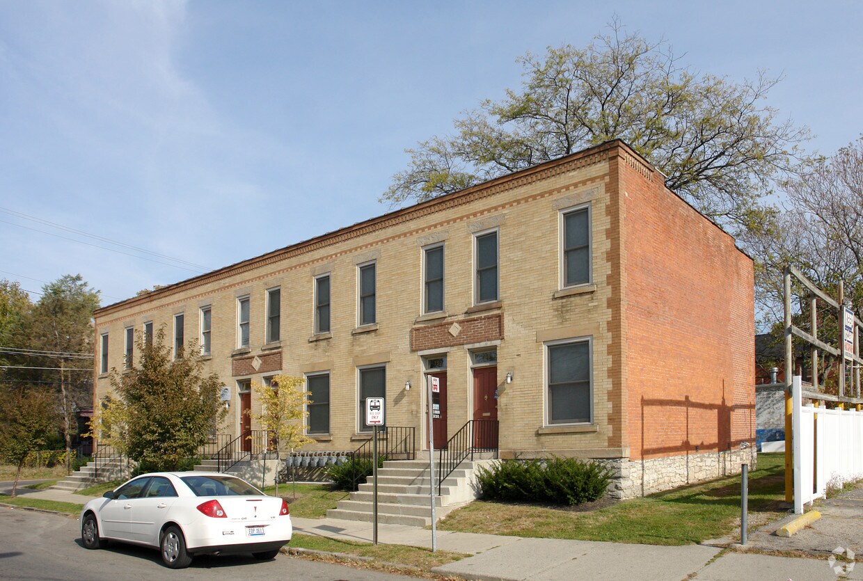 744754 S Champion Ave, Columbus, OH 43205 Apartments in Columbus, OH