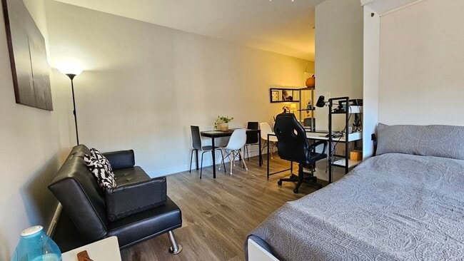 Foto del edificio - 66 Queensberry St